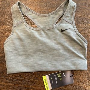 NIKE BUNDLE WOMENS SPORTS BRA (Small)